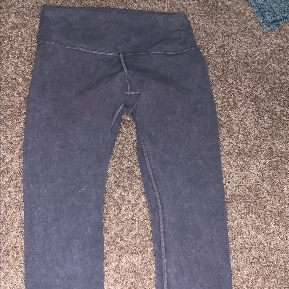 Wunder Under Lululemon High Rise 28”